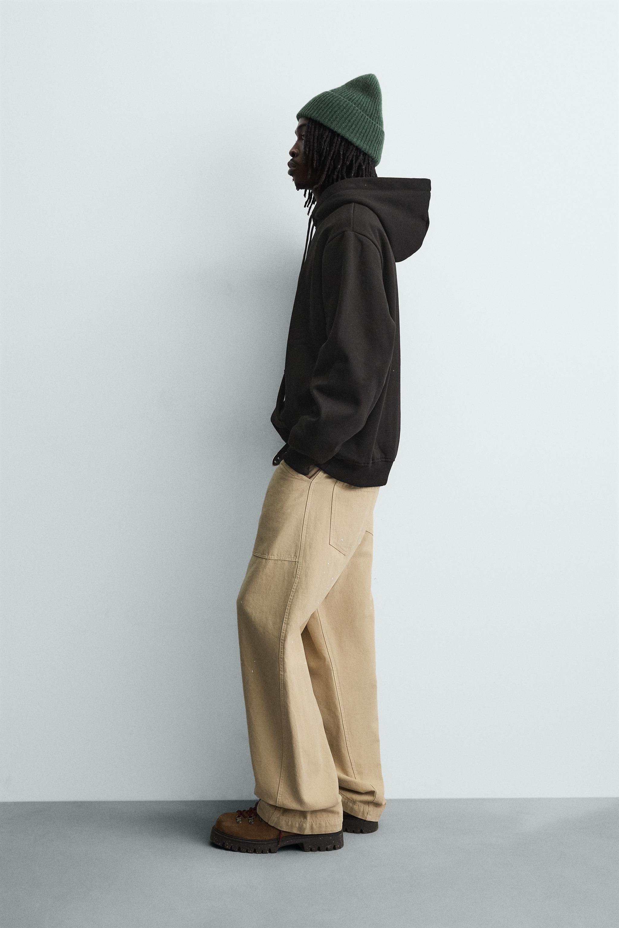 TEXTURED HOODIE SWEATSHIRT